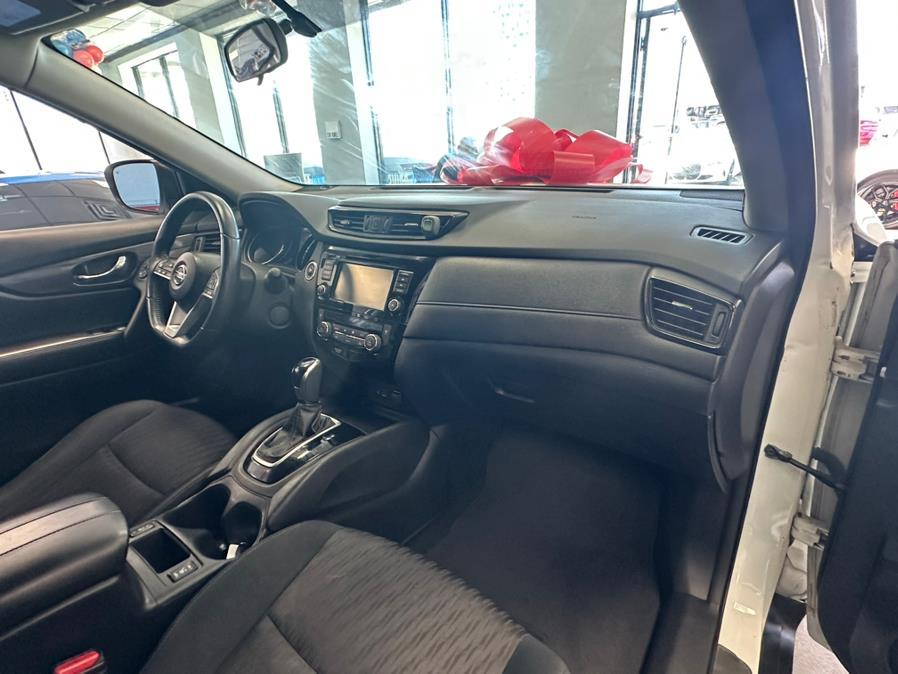 2018 Nissan Rogue AWD SV, available for sale in Inwood, New York | 5 Towns Drive. Inwood, New York 2018 Nissan Rogue AWD SV, available for sale in Inwood, New York | 5 Towns Drive. Inwood, New York