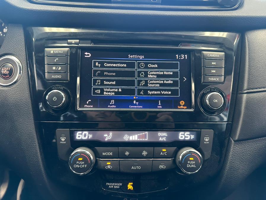 2018 Nissan Rogue AWD SV, available for sale in Inwood, New York | 5 Towns Drive. Inwood, New York 2018 Nissan Rogue AWD SV, available for sale in Inwood, New York | 5 Towns Drive. Inwood, New York
