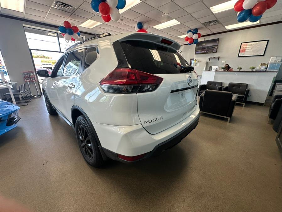 2018 Nissan Rogue AWD SV, available for sale in Inwood, New York | 5 Towns Drive. Inwood, New York 2018 Nissan Rogue AWD SV, available for sale in Inwood, New York | 5 Towns Drive. Inwood, New York