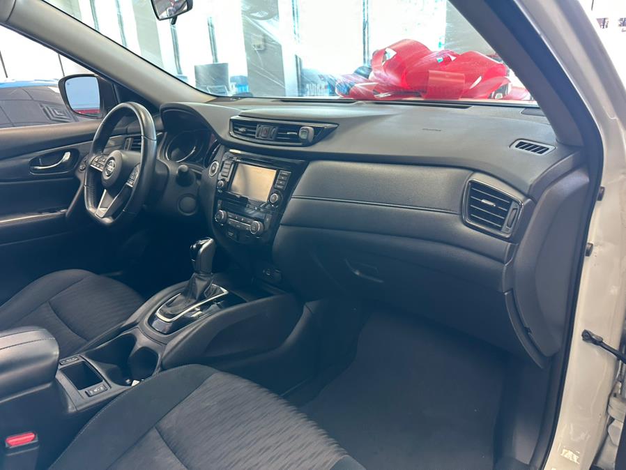 2018 Nissan Rogue AWD SV, available for sale in Inwood, New York | 5 Towns Drive. Inwood, New York 2018 Nissan Rogue AWD SV, available for sale in Inwood, New York | 5 Towns Drive. Inwood, New York