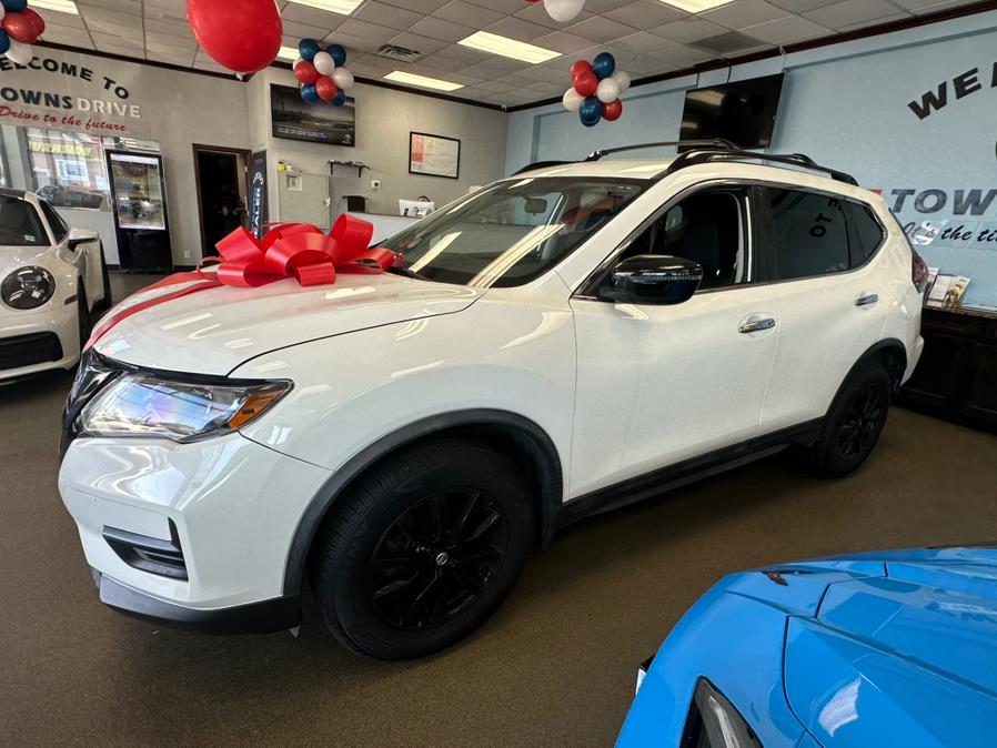 2018 Nissan Rogue AWD SV, available for sale in Inwood, New York | 5 Towns Drive. Inwood, New York 2018 Nissan Rogue AWD SV, available for sale in Inwood, New York | 5 Towns Drive. Inwood, New York