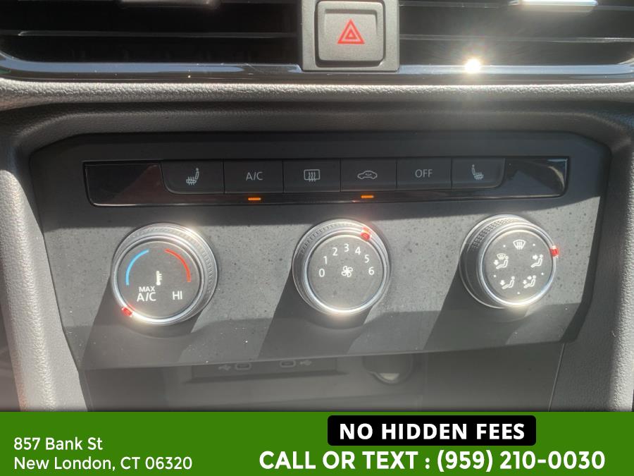 2022 Volkswagen Taos SE 4MOTION, available for sale in New London, Connecticut | McAvoy Inc dba Town Hill Auto. New London, Connecticut 2022 Volkswagen Taos SE 4MOTION, available for sale in New London, Connecticut | McAvoy Inc dba Town Hill Auto. New London, Connecticut
