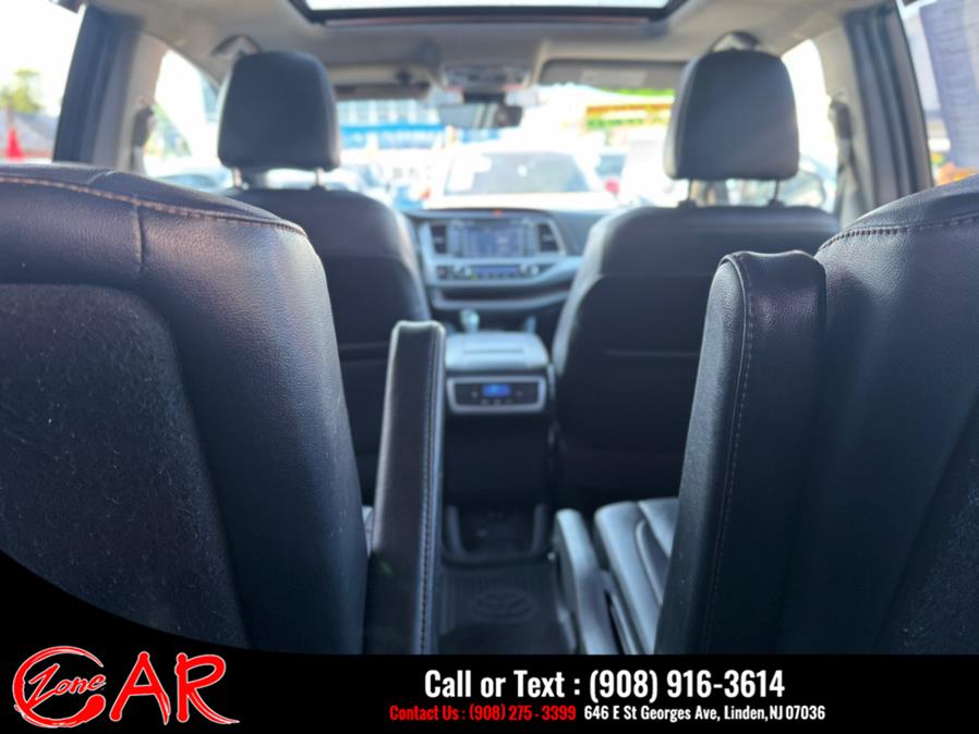2019 Toyota Highlander XLE V6 AWD (Natl), available for sale in Linden, New Jersey | Car Zone. Linden, New Jersey 2019 Toyota Highlander XLE V6 AWD (Natl), available for sale in Linden, New Jersey | Car Zone. Linden, New Jersey