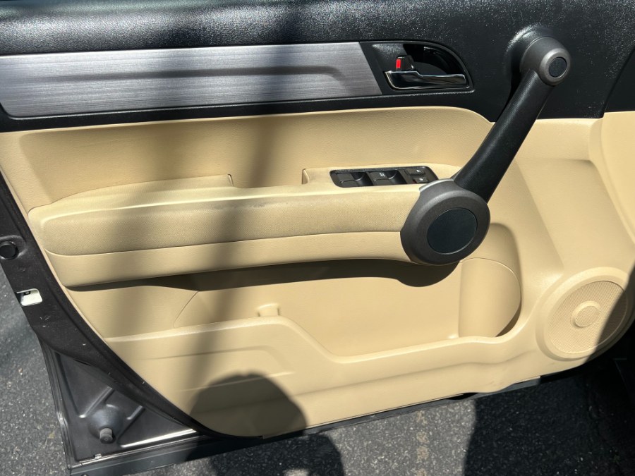2010 Honda CR-V 4WD 5dr LX, available for sale in Westfield, Massachusetts | Auto Wings Cop. Westfield, Massachusetts 2010 Honda CR-V 4WD 5dr LX, available for sale in Westfield, Massachusetts | Auto Wings Cop. Westfield, Massachusetts