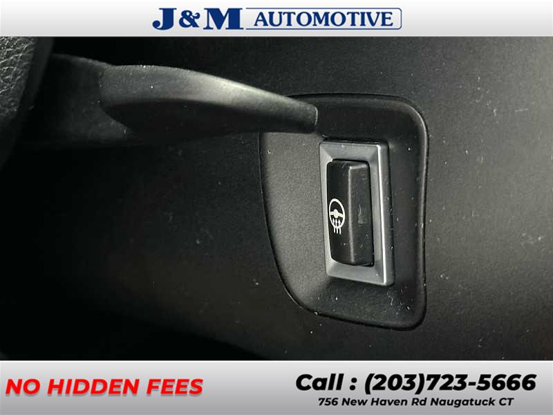 2017 BMW 3 Series 330i xDrive, available for sale in Naugatuck, Connecticut | J&M Automotive Sls&Svc LLC. Naugatuck, Connecticut 2017 BMW 3 Series 330i xDrive, available for sale in Naugatuck, Connecticut | J&M Automotive Sls&Svc LLC. Naugatuck, Connecticut