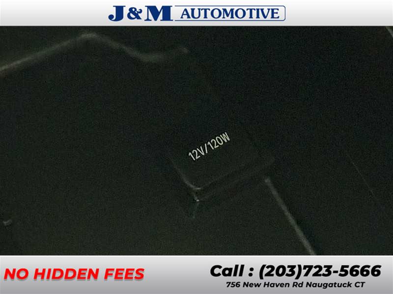 2016 Toyota Highlander Limited, available for sale in Naugatuck, Connecticut | J&M Automotive Sls&Svc LLC. Naugatuck, Connecticut 2016 Toyota Highlander Limited, available for sale in Naugatuck, Connecticut | J&M Automotive Sls&Svc LLC. Naugatuck, Connecticut