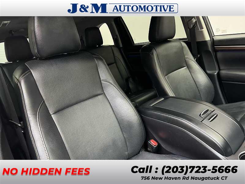 2016 Toyota Highlander Limited, available for sale in Naugatuck, Connecticut | J&M Automotive Sls&Svc LLC. Naugatuck, Connecticut 2016 Toyota Highlander Limited, available for sale in Naugatuck, Connecticut | J&M Automotive Sls&Svc LLC. Naugatuck, Connecticut