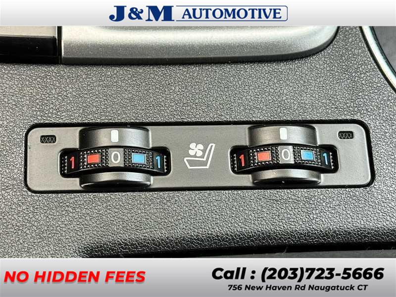 2016 Toyota Highlander Limited, available for sale in Naugatuck, Connecticut | J&M Automotive Sls&Svc LLC. Naugatuck, Connecticut 2016 Toyota Highlander Limited, available for sale in Naugatuck, Connecticut | J&M Automotive Sls&Svc LLC. Naugatuck, Connecticut