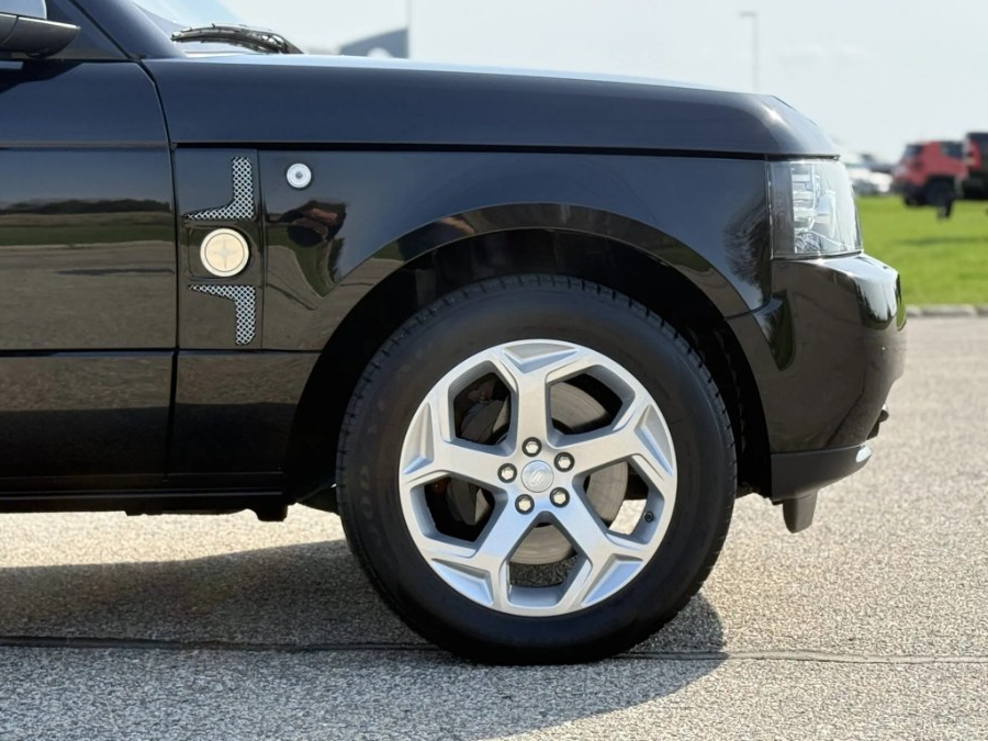 2010 Land Rover Range Rover Supercharged, available for sale in Darien, Wisconsin | Geneva Motor Cars. Darien, Wisconsin 2010 Land Rover Range Rover Supercharged, available for sale in Darien, Wisconsin | Geneva Motor Cars. Darien, Wisconsin