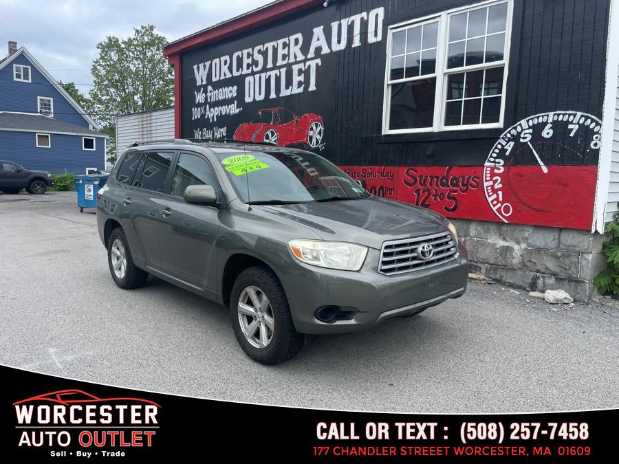 Used 2009 Toyota Highlander in Worcester, Massachusetts | Worcester Auto Outlet LLC. Worcester, Massachusetts