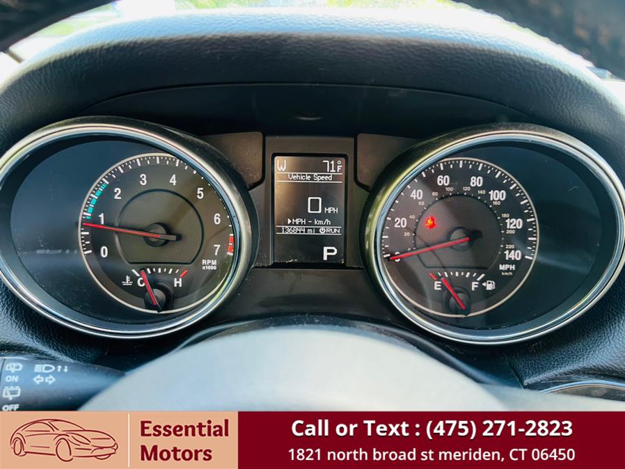 2012 Jeep Grand Cherokee 4WD 4dr Laredo, available for sale in Meriden, Connecticut | Essential Motors. Meriden, Connecticut 2012 Jeep Grand Cherokee 4WD 4dr Laredo, available for sale in Meriden, Connecticut | Essential Motors. Meriden, Connecticut