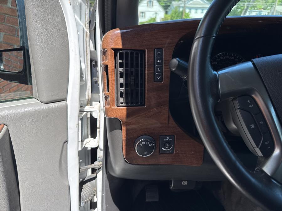 2015 Chevrolet Express Conversion Van RWD 2500, available for sale in Waterbury, Connecticut | National Auto Brokers, Inc.. Waterbury, Connecticut 2015 Chevrolet Express Conversion Van RWD 2500, available for sale in Waterbury, Connecticut | National Auto Brokers, Inc.. Waterbury, Connecticut
