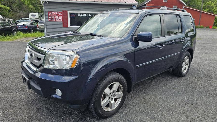 2011 Honda Pilot EX L w/Navi 4x4 4dr SUV, available for sale in Wolcott, New York | Auto Hunter CNY. Wolcott, New York