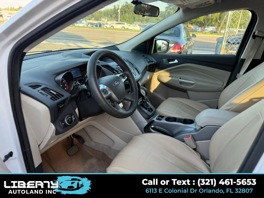 2015 Ford Escape FWD 4dr SE, available for sale in Orlando, Florida | Liberty Autoland LLC. Orlando, Florida 2015 Ford Escape FWD 4dr SE, available for sale in Orlando, Florida | Liberty Autoland LLC. Orlando, Florida
