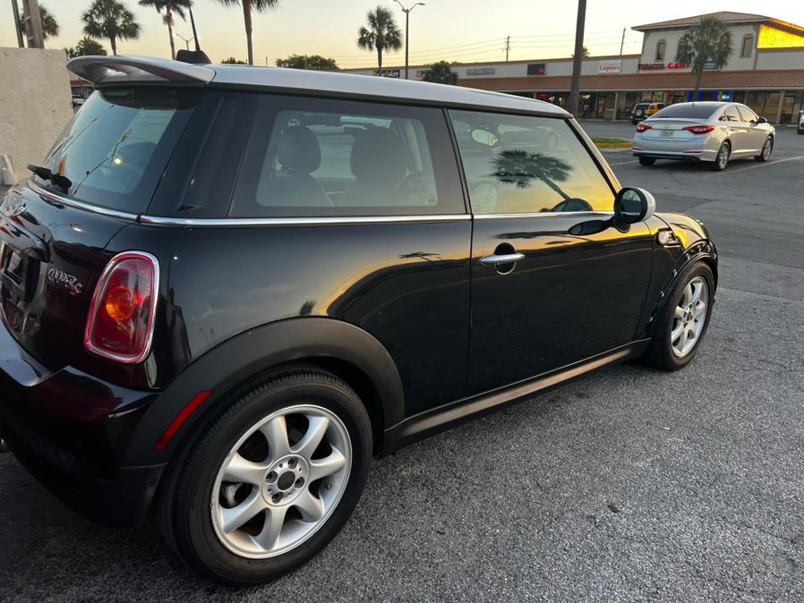 2010 MINI Cooper Hardtop 2dr Cpe S, available for sale in Hialeah, Florida | The Palm Motors LLC. Hialeah, Florida 2010 MINI Cooper Hardtop 2dr Cpe S, available for sale in Hialeah, Florida | The Palm Motors LLC. Hialeah, Florida
