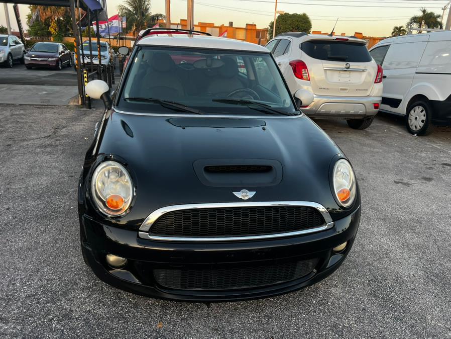 2010 MINI Cooper Hardtop 2dr Cpe S, available for sale in Hialeah, Florida | The Palm Motors LLC. Hialeah, Florida 2010 MINI Cooper Hardtop 2dr Cpe S, available for sale in Hialeah, Florida | The Palm Motors LLC. Hialeah, Florida