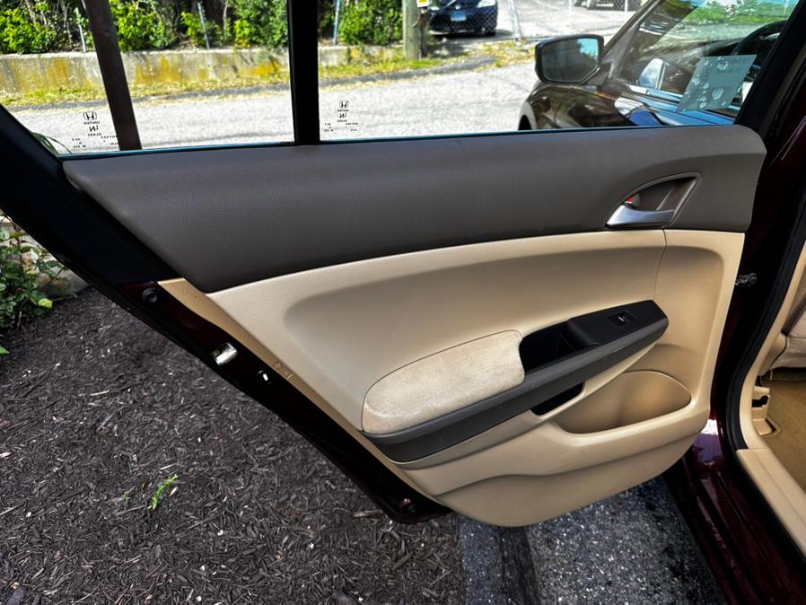 2010 Honda Accord Sdn 4dr I4 Auto LX-P, available for sale in New Milford, Connecticut | New Milford Auto Sales. New Milford, Connecticut 2010 Honda Accord Sdn 4dr I4 Auto LX-P, available for sale in New Milford, Connecticut | New Milford Auto Sales. New Milford, Connecticut