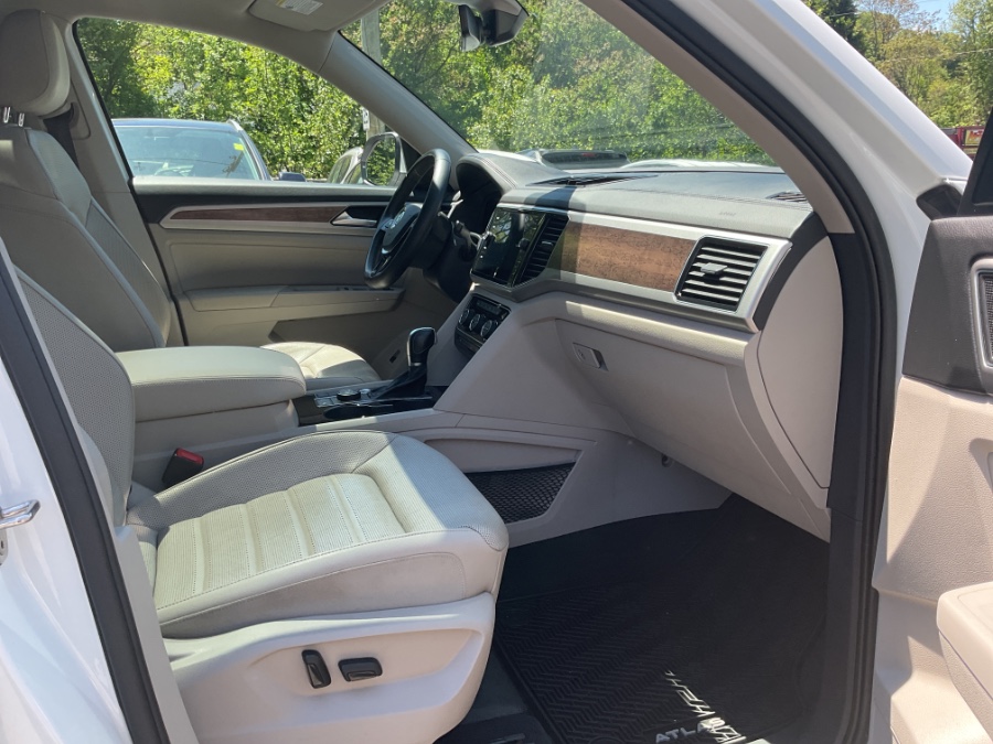 2018 Volkswagen Atlas 3.6L V6 SEL Premium 4MOTION, available for sale in Waterbury, Connecticut | Jim Juliani Motors. Waterbury, Connecticut 2018 Volkswagen Atlas 3.6L V6 SEL Premium 4MOTION, available for sale in Waterbury, Connecticut | Jim Juliani Motors. Waterbury, Connecticut
