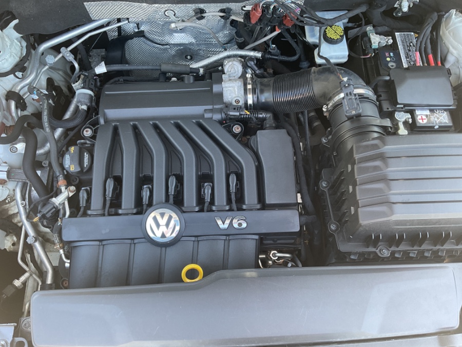 2018 Volkswagen Atlas 3.6L V6 SEL Premium 4MOTION, available for sale in Waterbury, Connecticut | Jim Juliani Motors. Waterbury, Connecticut 2018 Volkswagen Atlas 3.6L V6 SEL Premium 4MOTION, available for sale in Waterbury, Connecticut | Jim Juliani Motors. Waterbury, Connecticut
