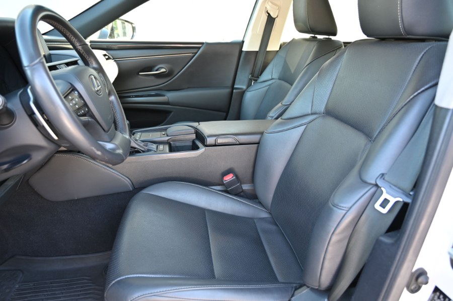 2020 Lexus ES ES 350 Luxury, available for sale in Waterbury, Connecticut | Highline Car Connection. Waterbury, Connecticut 2020 Lexus ES ES 350 Luxury, available for sale in Waterbury, Connecticut | Highline Car Connection. Waterbury, Connecticut