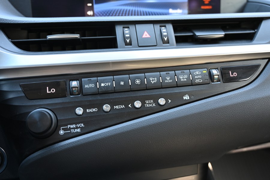 2020 Lexus ES ES 350 Luxury, available for sale in Waterbury, Connecticut | Highline Car Connection. Waterbury, Connecticut 2020 Lexus ES ES 350 Luxury, available for sale in Waterbury, Connecticut | Highline Car Connection. Waterbury, Connecticut