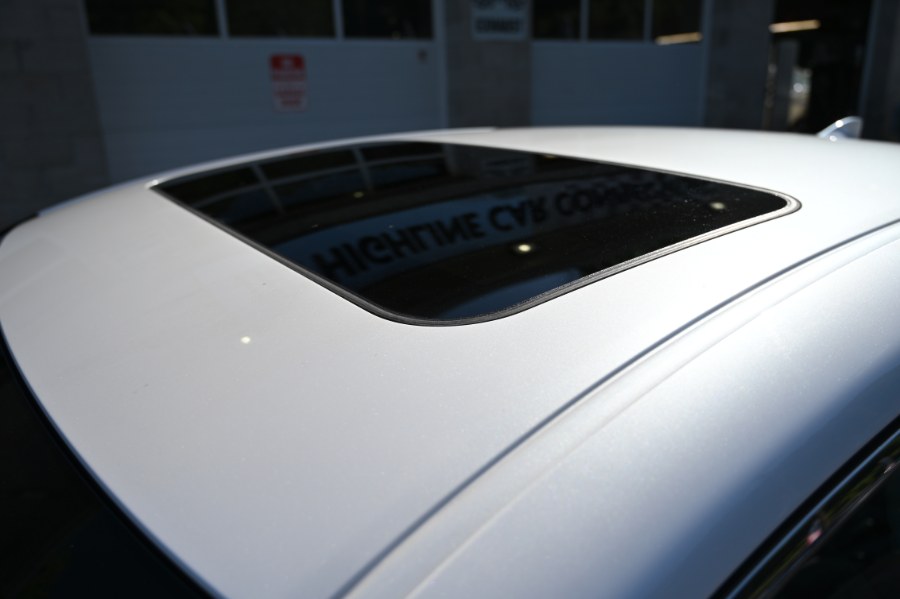 2020 Lexus ES ES 350 Luxury, available for sale in Waterbury, Connecticut | Highline Car Connection. Waterbury, Connecticut 2020 Lexus ES ES 350 Luxury, available for sale in Waterbury, Connecticut | Highline Car Connection. Waterbury, Connecticut