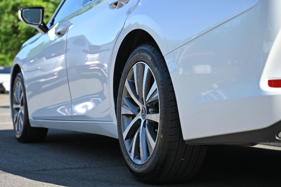 2020 Lexus ES ES 350 Luxury, available for sale in Waterbury, Connecticut | Highline Car Connection. Waterbury, Connecticut 2020 Lexus ES ES 350 Luxury, available for sale in Waterbury, Connecticut | Highline Car Connection. Waterbury, Connecticut