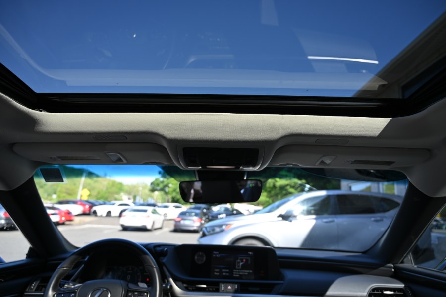 2020 Lexus ES ES 350 Luxury, available for sale in Waterbury, Connecticut | Highline Car Connection. Waterbury, Connecticut 2020 Lexus ES ES 350 Luxury, available for sale in Waterbury, Connecticut | Highline Car Connection. Waterbury, Connecticut