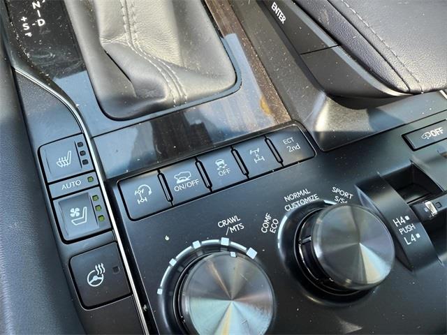 2017 Lexus Lx 570, available for sale in Stratford, Connecticut | Wiz Leasing Inc. Stratford, Connecticut 2017 Lexus Lx 570, available for sale in Stratford, Connecticut | Wiz Leasing Inc. Stratford, Connecticut