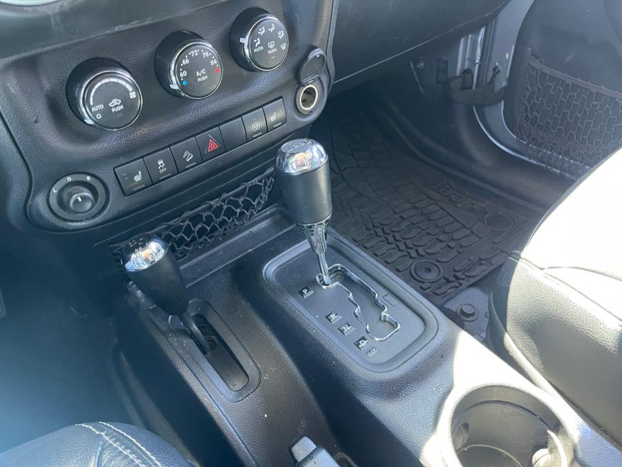 2016 Jeep Wrangler Unlimited 4WD 4dr Rubicon Hard Rock, available for sale in Rosedale, New York | Sunrise Auto Sales. Rosedale, New York 2016 Jeep Wrangler Unlimited 4WD 4dr Rubicon Hard Rock, available for sale in Rosedale, New York | Sunrise Auto Sales. Rosedale, New York