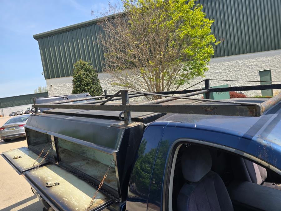 2004 Dodge Ram 1500 2dr Reg Cab 120.5" WB 4WD SLT, available for sale in Philadelphia, Pennsylvania | Eugen's Auto Sales & Repairs. Philadelphia, Pennsylvania 2004 Dodge Ram 1500 2dr Reg Cab 120.5" WB 4WD SLT, available for sale in Philadelphia, Pennsylvania | Eugen's Auto Sales & Repairs. Philadelphia, Pennsylvania