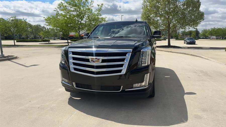 2016 Cadillac Escalade Premium photo 3