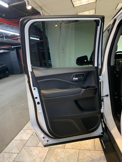 2022 Honda Ridgeline RTL-E AWD, available for sale in Lodi, New Jersey | European Auto Expo. Lodi, New Jersey 2022 Honda Ridgeline RTL-E AWD, available for sale in Lodi, New Jersey | European Auto Expo. Lodi, New Jersey