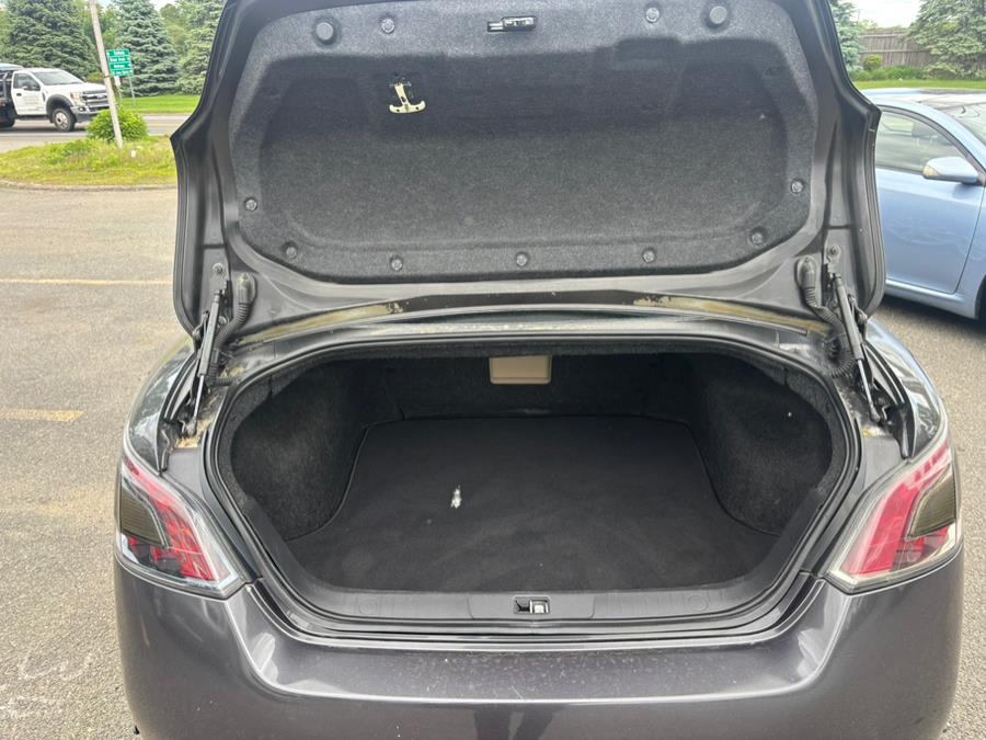 2013 Nissan Maxima 4dr Sdn 3.5 SV w/Premium Pkg, available for sale in East Windsor, Connecticut | A1 Auto Sale LLC. East Windsor, Connecticut 2013 Nissan Maxima 4dr Sdn 3.5 SV w/Premium Pkg, available for sale in East Windsor, Connecticut | A1 Auto Sale LLC. East Windsor, Connecticut