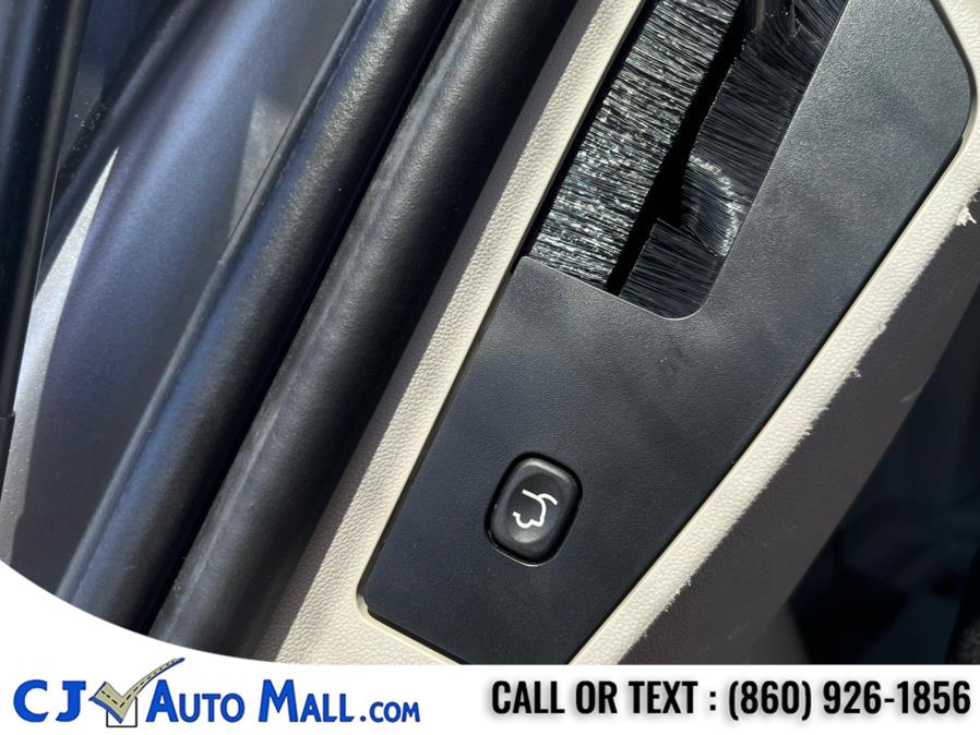 2017 Dodge Grand Caravan SXT Wagon, available for sale in Bristol, Connecticut | CJ Auto Mall. Bristol, Connecticut 2017 Dodge Grand Caravan SXT Wagon, available for sale in Bristol, Connecticut | CJ Auto Mall. Bristol, Connecticut