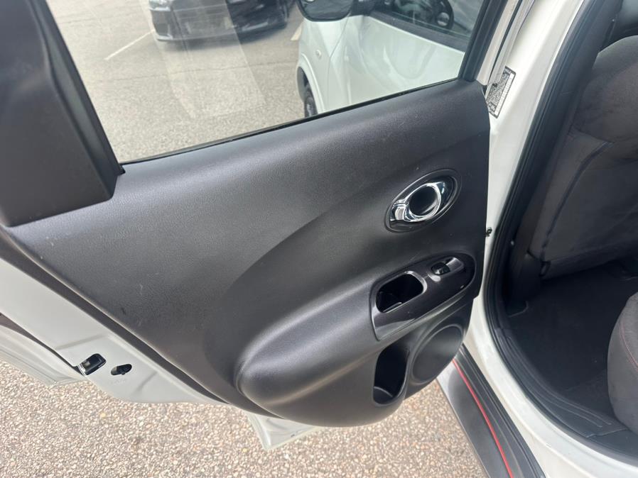 2014 Nissan JUKE 5dr Wgn CVT SV AWD, available for sale in South Windsor, Connecticut | Mike And Tony Auto Sales, Inc. South Windsor, Connecticut 2014 Nissan JUKE 5dr Wgn CVT SV AWD, available for sale in South Windsor, Connecticut | Mike And Tony Auto Sales, Inc. South Windsor, Connecticut