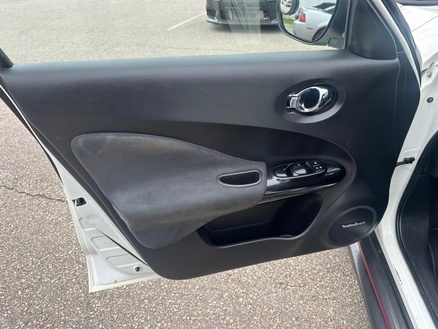 2014 Nissan JUKE 5dr Wgn CVT SV AWD, available for sale in South Windsor, Connecticut | Mike And Tony Auto Sales, Inc. South Windsor, Connecticut 2014 Nissan JUKE 5dr Wgn CVT SV AWD, available for sale in South Windsor, Connecticut | Mike And Tony Auto Sales, Inc. South Windsor, Connecticut