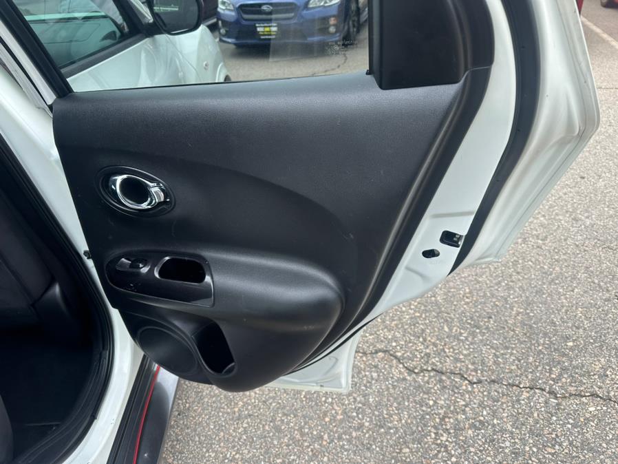2014 Nissan JUKE 5dr Wgn CVT SV AWD, available for sale in South Windsor, Connecticut | Mike And Tony Auto Sales, Inc. South Windsor, Connecticut 2014 Nissan JUKE 5dr Wgn CVT SV AWD, available for sale in South Windsor, Connecticut | Mike And Tony Auto Sales, Inc. South Windsor, Connecticut