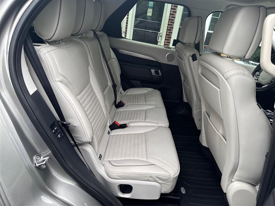 2017 Land Rover Discovery First Edition V6 Supercharged, available for sale in Canton, Connecticut | Lava Motors. Canton, Connecticut 2017 Land Rover Discovery First Edition V6 Supercharged, available for sale in Canton, Connecticut | Lava Motors. Canton, Connecticut
