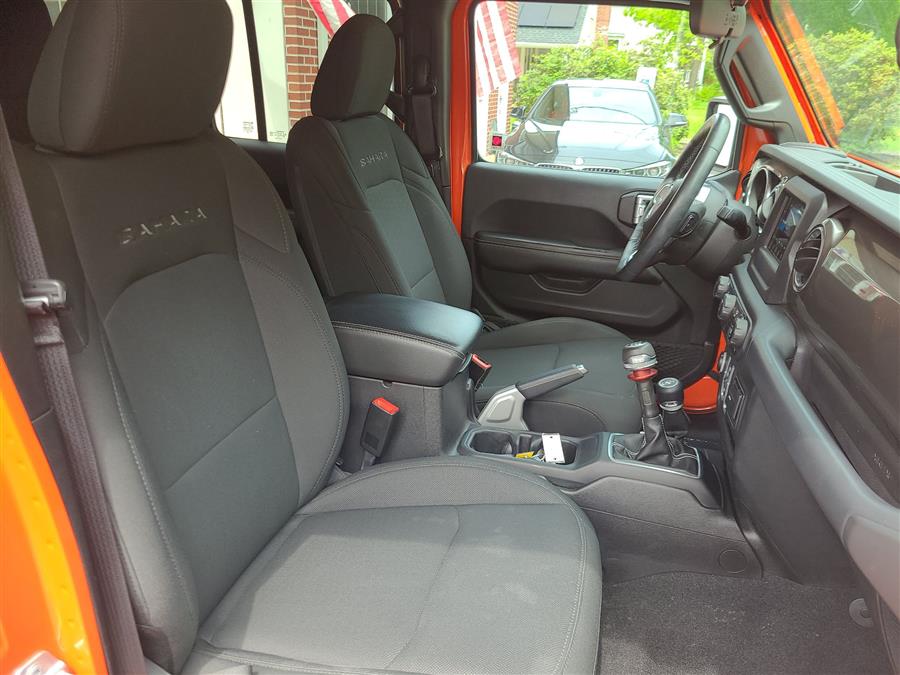 2018 Jeep Wrangler Unlimited Sahara 4x4, available for sale in Canton, Connecticut | Lava Motors. Canton, Connecticut 2018 Jeep Wrangler Unlimited Sahara 4x4, available for sale in Canton, Connecticut | Lava Motors. Canton, Connecticut