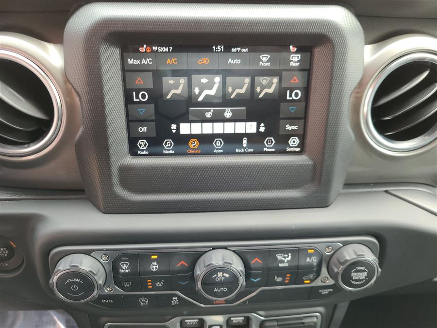 2018 Jeep Wrangler Unlimited Sahara 4x4, available for sale in Canton, Connecticut | Lava Motors. Canton, Connecticut 2018 Jeep Wrangler Unlimited Sahara 4x4, available for sale in Canton, Connecticut | Lava Motors. Canton, Connecticut