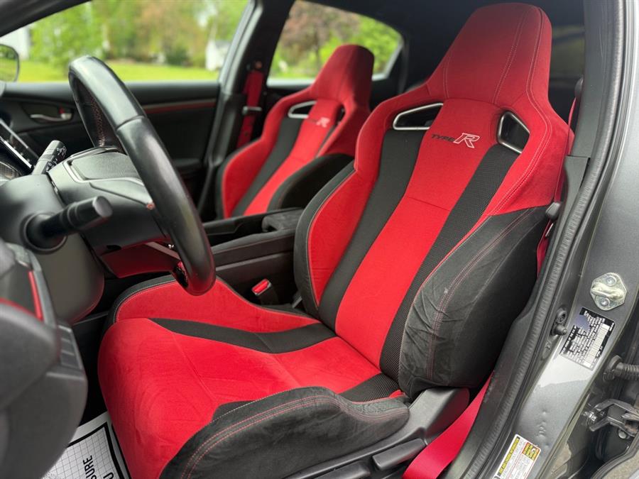 2015 Honda Civic SI, available for sale in Lawrence, Massachusetts | Home Run Auto Sales Inc. Lawrence, Massachusetts 2015 Honda Civic SI, available for sale in Lawrence, Massachusetts | Home Run Auto Sales Inc. Lawrence, Massachusetts