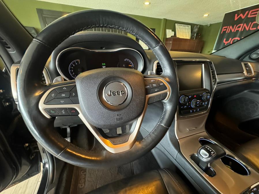 2015 Jeep Grand Cherokee 4WD 4dr Limited, available for sale in West Hartford, Connecticut | AutoMax. West Hartford, Connecticut 2015 Jeep Grand Cherokee 4WD 4dr Limited, available for sale in West Hartford, Connecticut | AutoMax. West Hartford, Connecticut