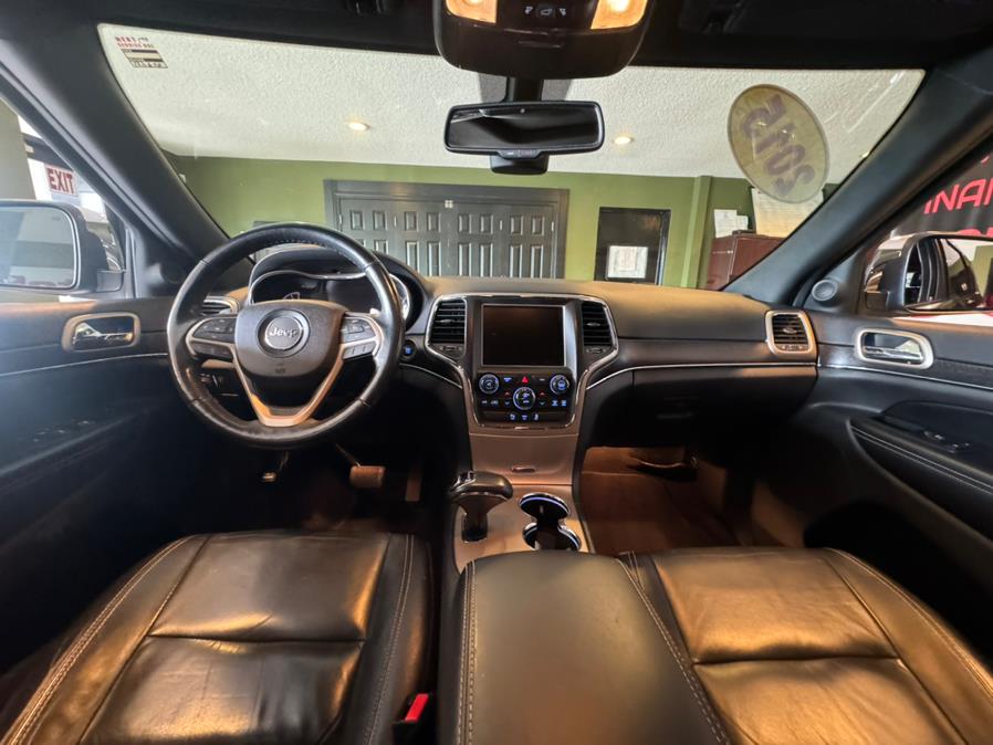 2015 Jeep Grand Cherokee 4WD 4dr Limited, available for sale in West Hartford, Connecticut | AutoMax. West Hartford, Connecticut 2015 Jeep Grand Cherokee 4WD 4dr Limited, available for sale in West Hartford, Connecticut | AutoMax. West Hartford, Connecticut