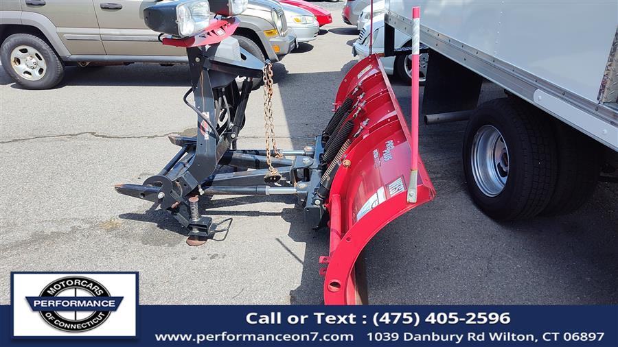 2016 Ford Super Duty F-250 SRW 4WD Reg Cab 137" XL, available for sale in Wilton, Connecticut | Performance Motor Cars Of Connecticut LLC. Wilton, Connecticut 2016 Ford Super Duty F-250 SRW 4WD Reg Cab 137" XL, available for sale in Wilton, Connecticut | Performance Motor Cars Of Connecticut LLC. Wilton, Connecticut