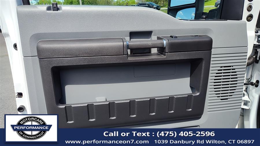 2016 Ford Super Duty F-250 SRW 4WD Reg Cab 137" XL, available for sale in Wilton, Connecticut | Performance Motor Cars Of Connecticut LLC. Wilton, Connecticut 2016 Ford Super Duty F-250 SRW 4WD Reg Cab 137" XL, available for sale in Wilton, Connecticut | Performance Motor Cars Of Connecticut LLC. Wilton, Connecticut