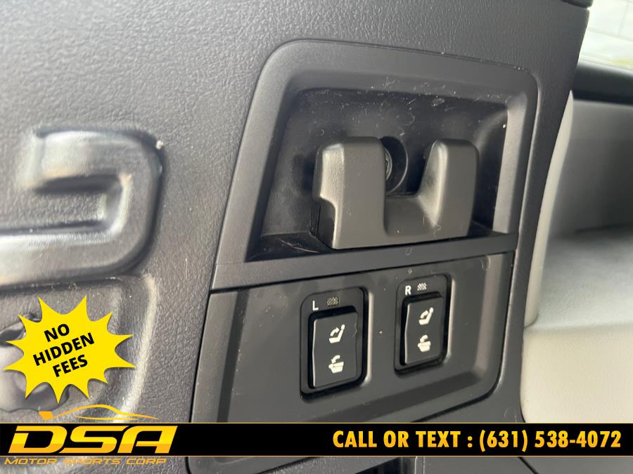2013 Toyota Sequoia 4WD 5.7L SR5 (Natl), available for sale in Commack, New York | DSA Motor Sports Corp. Commack, New York 2013 Toyota Sequoia 4WD 5.7L SR5 (Natl), available for sale in Commack, New York | DSA Motor Sports Corp. Commack, New York