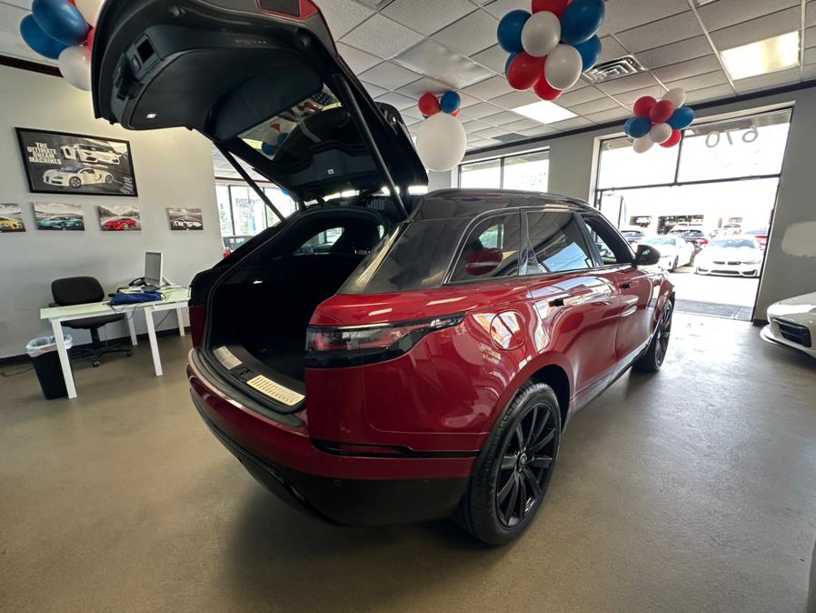 2018 Land Rover Range Rover Velar P250 R-Dynamic SE, available for sale in Inwood, New York | 5 Towns Drive. Inwood, New York 2018 Land Rover Range Rover Velar P250 R-Dynamic SE, available for sale in Inwood, New York | 5 Towns Drive. Inwood, New York