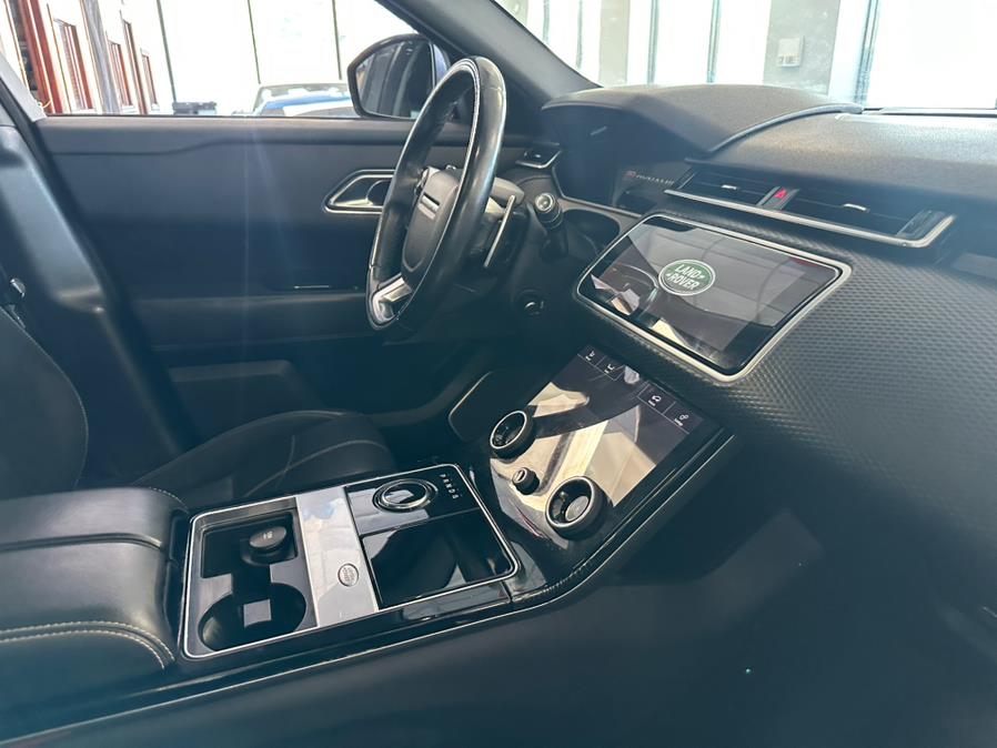 2018 Land Rover Range Rover Velar P250 R-Dynamic SE, available for sale in Inwood, New York | 5 Towns Drive. Inwood, New York 2018 Land Rover Range Rover Velar P250 R-Dynamic SE, available for sale in Inwood, New York | 5 Towns Drive. Inwood, New York