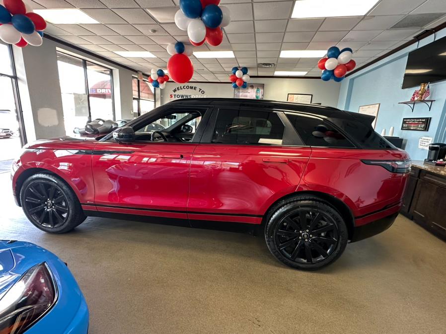 2018 Land Rover Range Rover Velar P250 R-Dynamic SE, available for sale in Inwood, New York | 5 Towns Drive. Inwood, New York 2018 Land Rover Range Rover Velar P250 R-Dynamic SE, available for sale in Inwood, New York | 5 Towns Drive. Inwood, New York